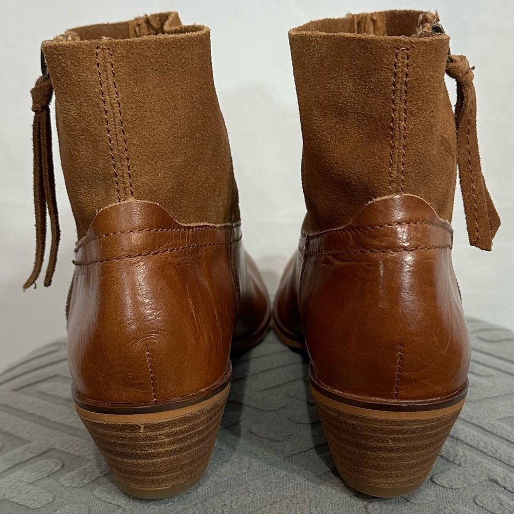 FRYE AND CO Brown Ankle Boots with Zipper and Stacked Heel - Picture 4 of 7